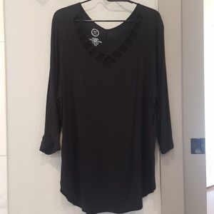 Soft cutout neckline tunic
